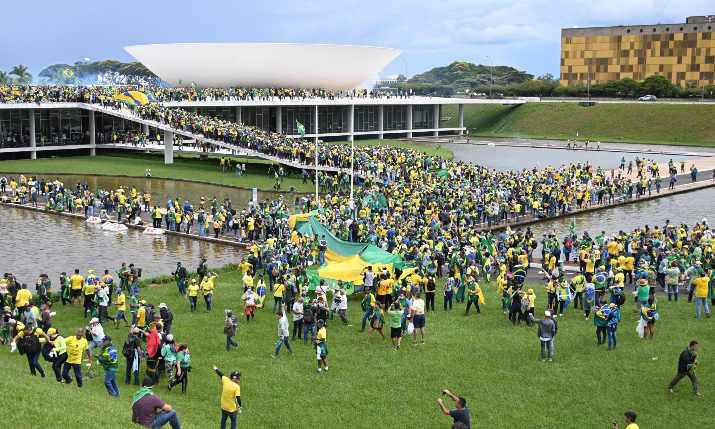 “Defensoria questiona a jurisdição do STF para julgar manifestantes detidos em Brasília”