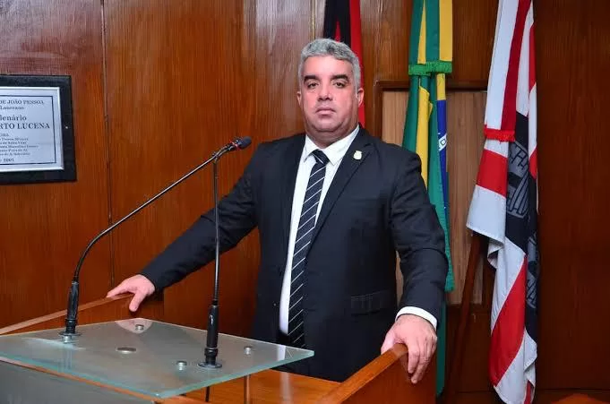“Vereador Guga segue filiado ao Progressistas e não assumiu presidência do Patriota na PB.”